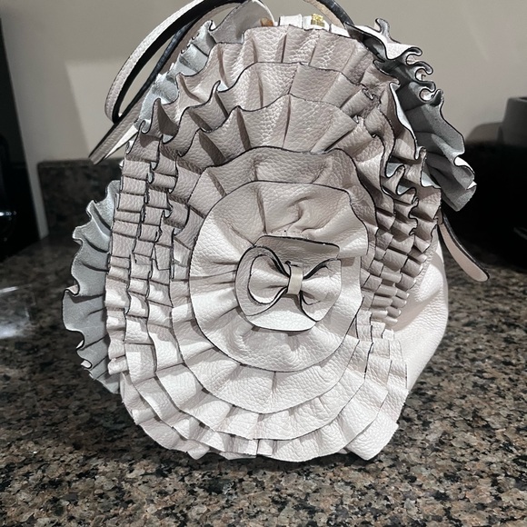 Valentino Garavani Petal Tote. Size: Medium, Pearl grey. Vintage. - Picture 4 of 6